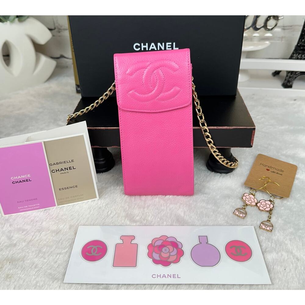 Chanel pink leather phone case pouch crossbody bag with chains CUTE